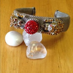 Rhinestone cheetahs mesh bracelet